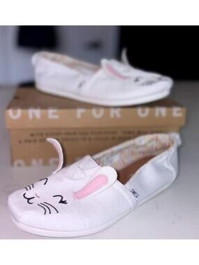 -Toms- Classic Bunny Face Jersey Shoes, Size 8M